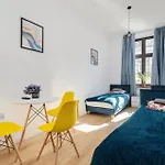 Centrum3 7 Prochnika 21