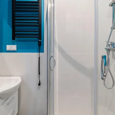 Aparthotel Centrum3 7 Prochnika 21